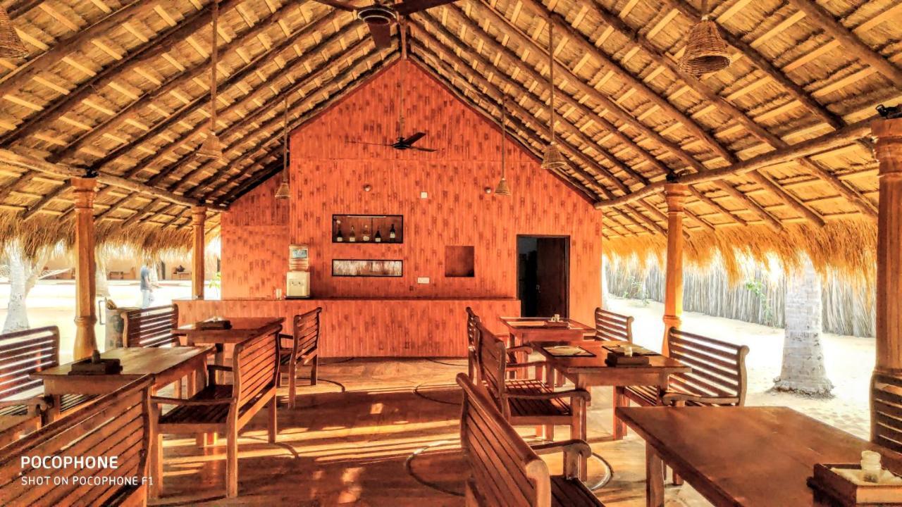 Roshanne Beach Resort Kalpitiya Exterior photo