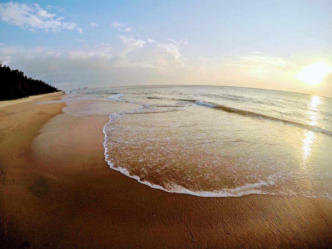 Roshanne Beach Resort Kalpitiya Exterior photo